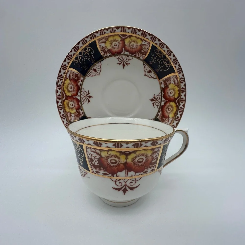 Colclough China 6613 Teacup Saucer Set Imari Style Cobalt Rust Gold England